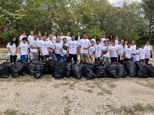 Община Ловеч: 50 служители на Община Ловеч се включиха в кампанията „Да изчистим България заедно“