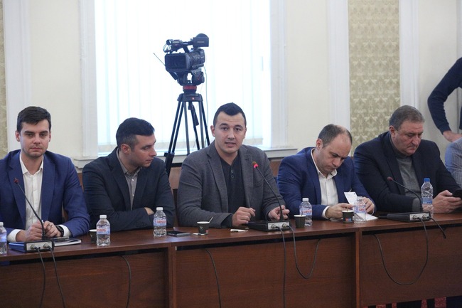 Габриел Вълков, БСП: Трябва да започнем разговор за прогресивни корпоративен данък и данък „дивидент“