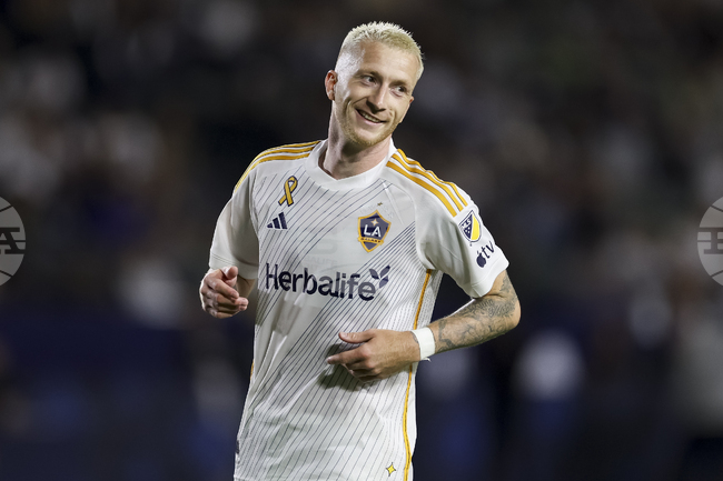 Бившият германски национал Марко Ройс е близо до удължаването на договора си с Лос Анджелис Галакси