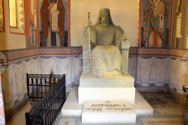 Мавзолей-паметник на Антим I във Видин