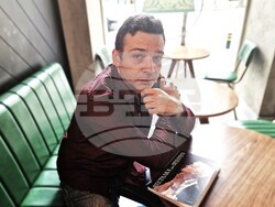 Тенорът Ангел Антонов написа книга за Райна Кабаиванска. Снимка - Даниел Димитров / БТА