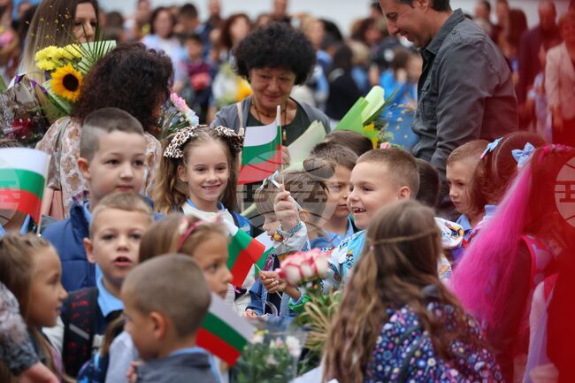 Увеличен е броят на учениците тази година на територията на Бургас