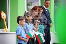 Бургас - Основно училище "Антон Страшимиров" - откриване на учебната година