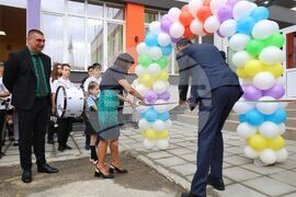 Бургас - Основно училище "Антон Страшимиров" - откриване на учебната година