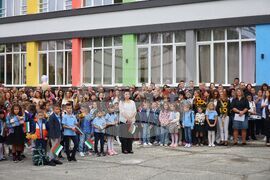 Бургас - Основно училище "Антон Страшимиров" - откриване на учебната година