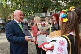 35-то Средно езиково училище (СЕУ) "Добри Войников" - Димитър Главчев - нова учебна година