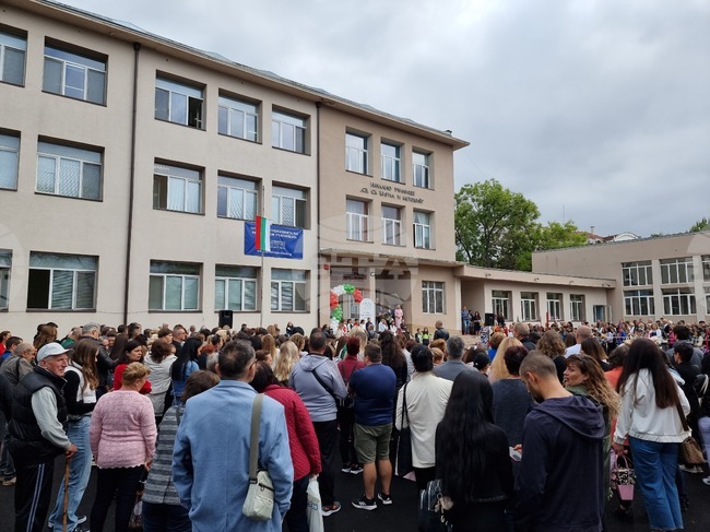 Новата учебна година в Ямбол ще започне за над 9000 ученици