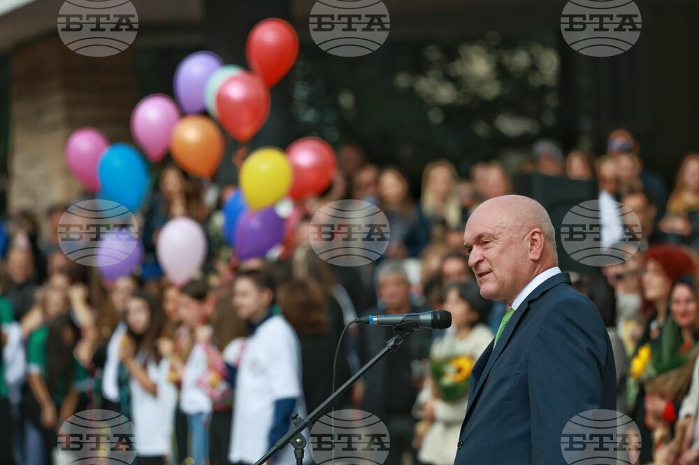 35-то Средно езиково училище (СЕУ) "Добри Войников" - Димитър Главчев - нова учебна година