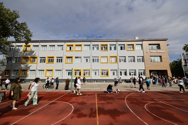 От 11 май в Пловдив започва кандидатстването за прием в първи клас за учебната 2026/27 година 