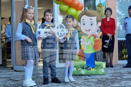 Добрич - училище „Димитър Талев" - първи учебен ден