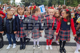 Кюстендил - училище - откриване на новата учебна година