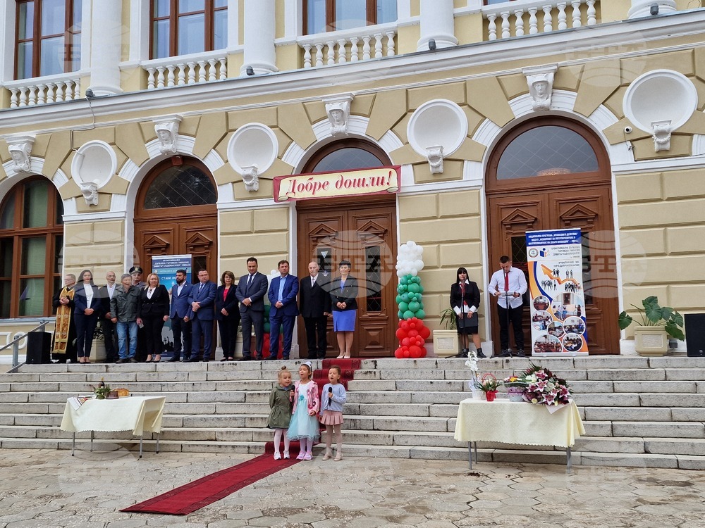 Свищов - Виолета Коритарова - откриване на новата учебна година