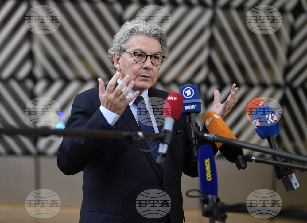 Франция осъди визовите ограничения, наложени от САЩ върху бившия еврокомисар Тиери Бретон