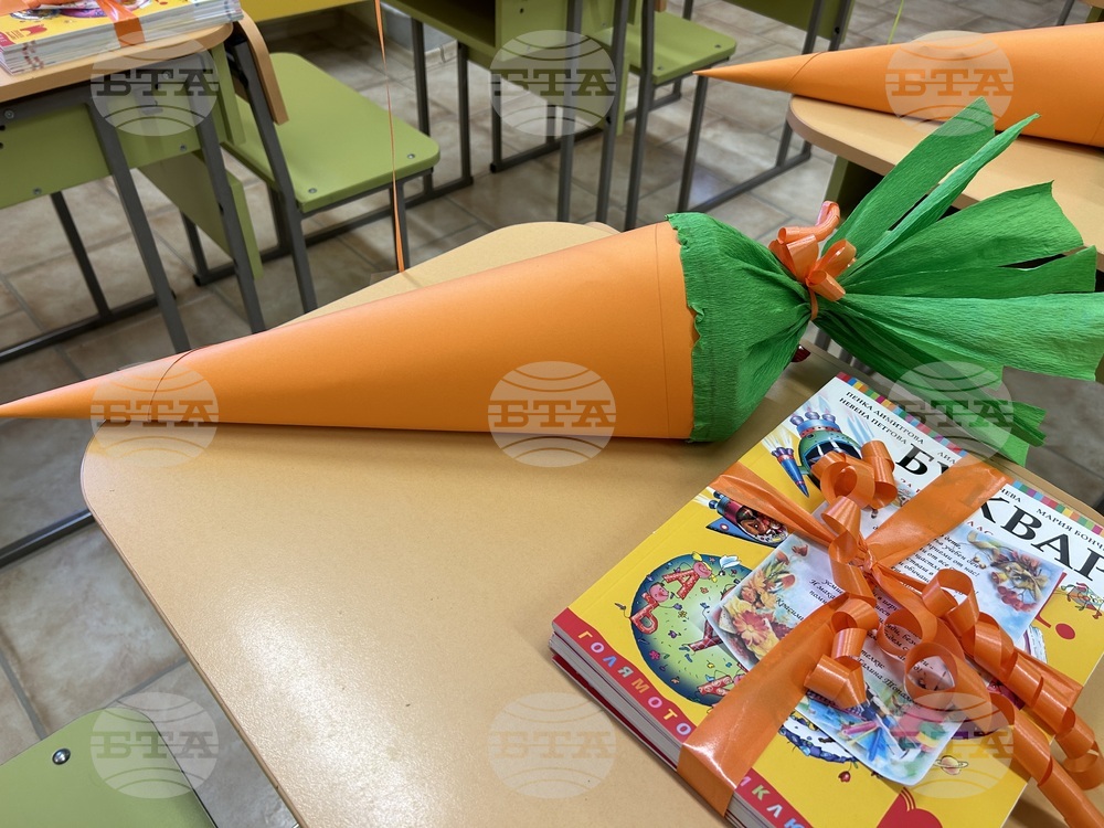 Ръководството на училище „АБВ Учебна академия“ в Атина: На прага на новата учебна година сме обединени от надеждата за успехи и вдъхновение