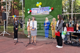 Перник - първия учебен ден