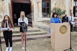 Разград - гимназия - първи учебен ден - Ивелина Христова