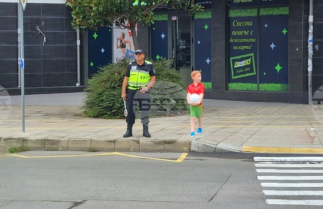 В Бургас ще бъде изградена интелигентна пешеходна пътека, реши Общинският съвет