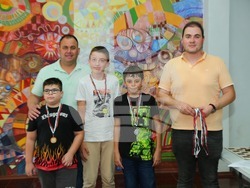 Снимка: Шах клуб "Сините камъни"