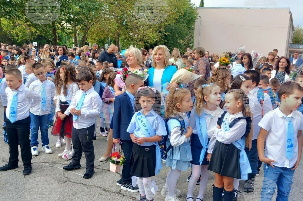 Знанието отключва успеха, насърчиха учениците трима от зам.-кметовете на Община Стара Загора