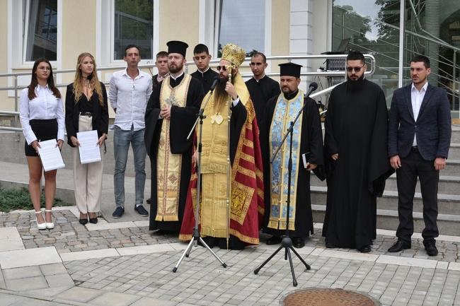 Община Сливен: Откриха новопостроеното общежитие на Национална художествена гимназия „Димитър Добрович“ – Сливен