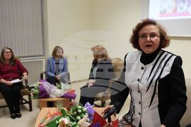 Вицепрезидент - Катя Зографова - книга - представяне