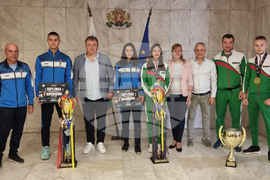 Шумен - спортисти - среща - награждаване