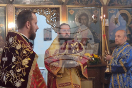 Сливен - митрополит - литургия