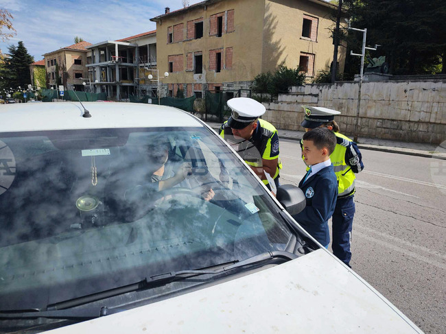 Шумен - деца - полиция - акция 