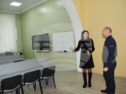 Министър Росен Христов дари генератори на българите в Болград, Украйна