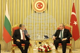 Турция - Вежди Рашидов - Мустафа Шентоп - среща