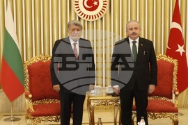 Турция - Вежди Рашидов - Мустафа Шентоп - среща