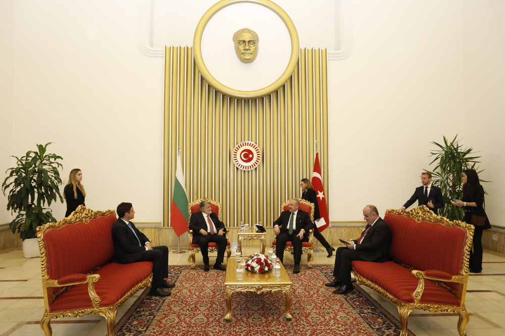 Турция - Вежди Рашидов - Мустафа Шентоп - среща