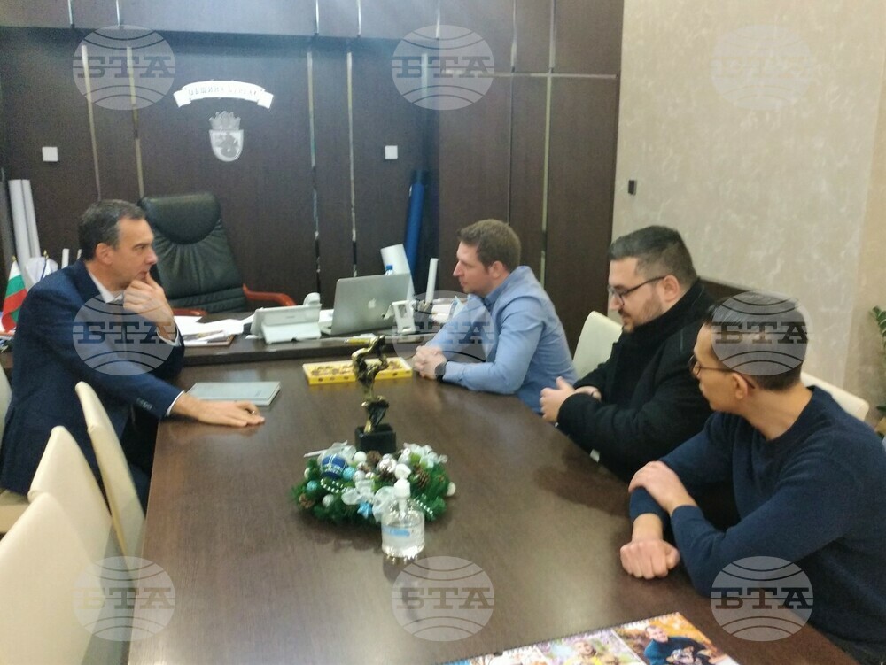 Община Бургас ще осигури помещение на млади лекари от града, учредили своя организация