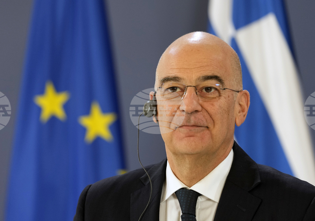 Гръцкият министър на отбраната Дендиас заминава на посещение във Великобритания
