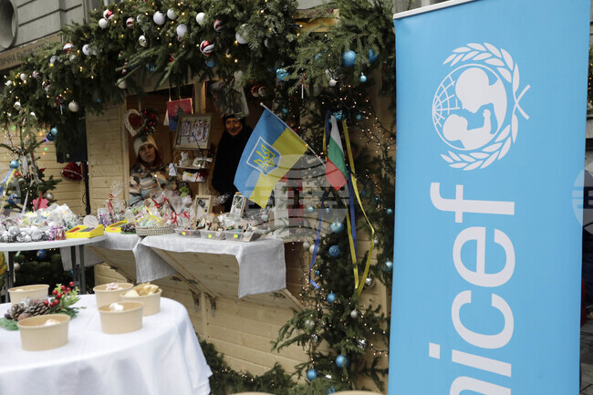 Площад "Славейков" - Коледен базар