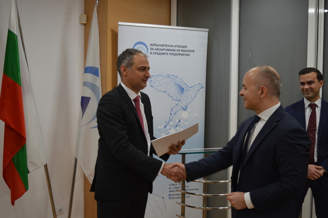 Министерство на иновациите и растежа:  21 проекта за иновации ще получат близо 7 милиона лева от национален иновационен фонд