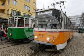 Коледен ретро трамвай