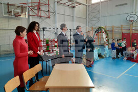 Северна Македония - Община Зърновци - деца - коледни пакети