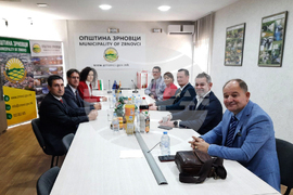 Северна Македония - Община Зърновци - деца - коледни пакети