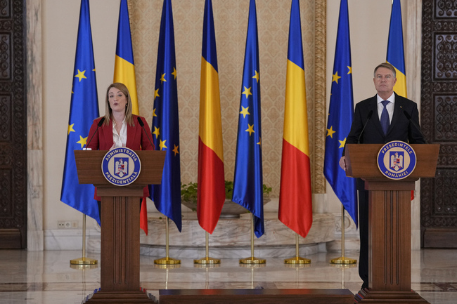 Най-доброто решение е Румъния и България да влязат в Шенген заедно, смята румънският президент