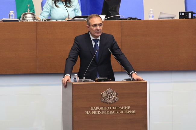 БСП: България губи милиарди годишно от бездействие по важни транспортни проекти и проблеми с товарния трафик
