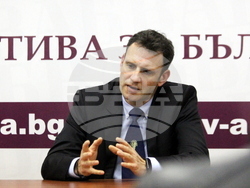 По инициатива на ПП АБВ, представители на арабските общности у нас се запознаха с възможностите за обучение на чуждестранни студенти в Стопанския факултет на СУ