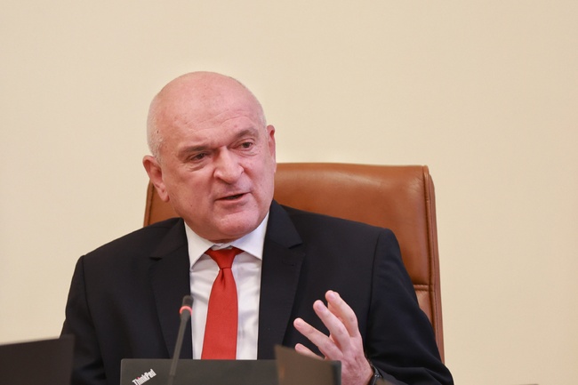 Служебният премиер Димитър Главчев заминава за САЩ, където ще участва в Срещата на върха за бъдещето