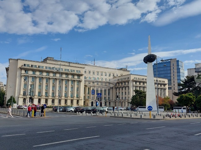 Повечето румънци искат предсрочни парламентарни избори, показва анкета