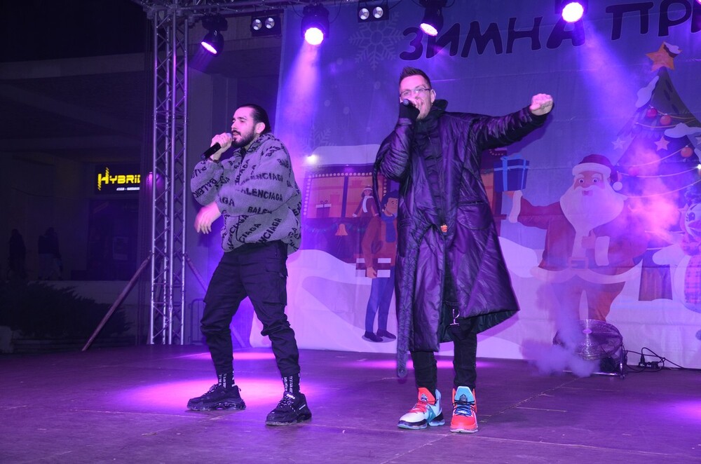 Община Видин: С концерт на Pavell & Venci Venc завърши първият ден от програмата на празничната „Зимна приказка“ във Видин