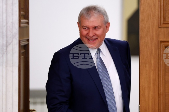 Председателят на СДС Румен Христов честити на България за окончателното решение за пълното присъединяване към ЕС