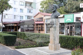 Румъния - бюст-паметник Христо Ботев