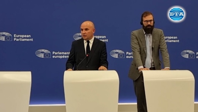 Процедурата по проверка на потенциален конфликт на интереси на кандидатите за членове на Европейската комисия е неполитичeска и прозрачна