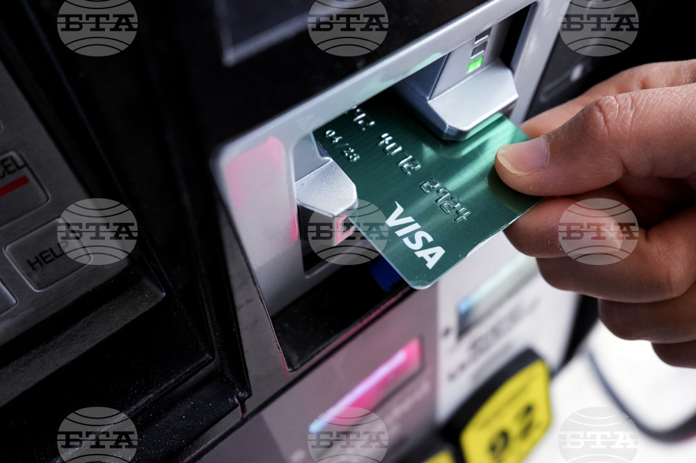 Скок на несъбираемите вземания по кредитни карти в САЩ отчита финансова компания