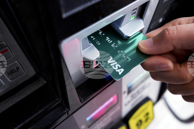 Скок на несъбираемите вземания по кредитни карти в САЩ отчита финансова компания